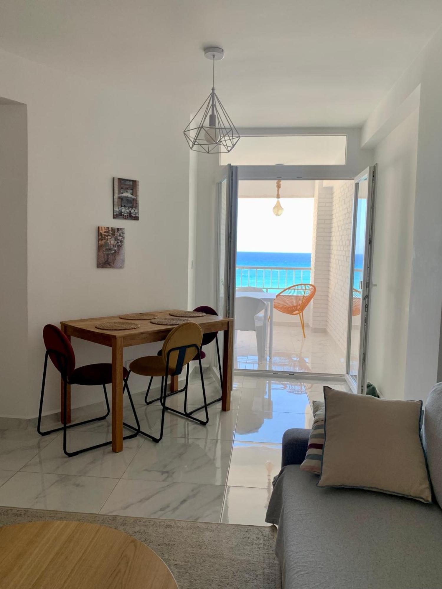 Beach Penthouse Торевиеха Екстериор снимка